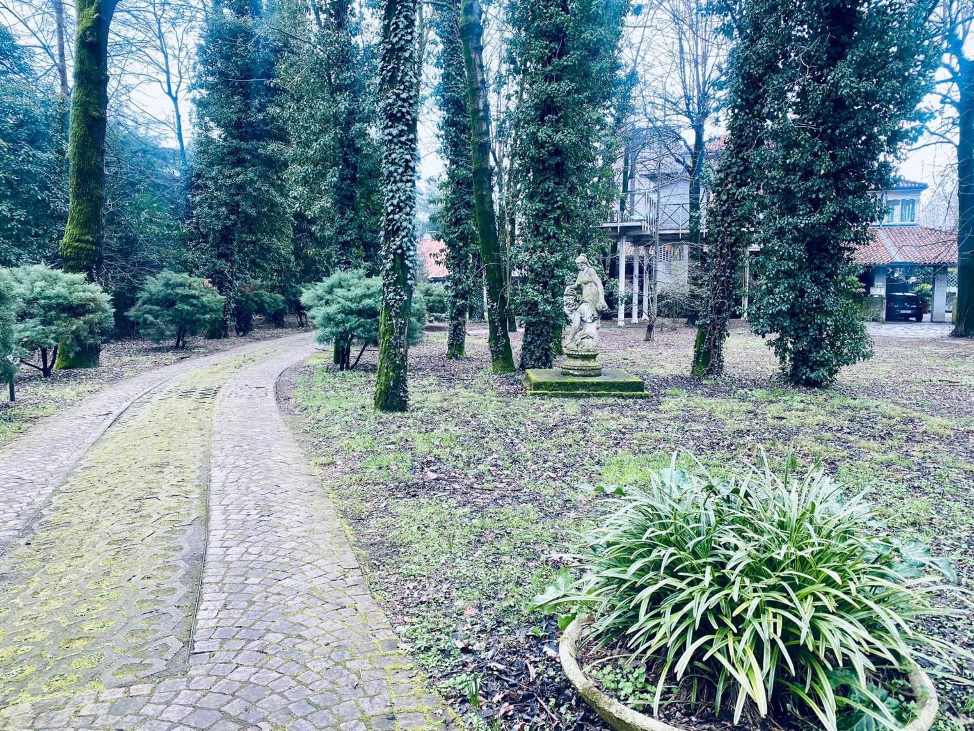 Вілла La Casa Dei Nonni Di Leini' Екстер'єр фото